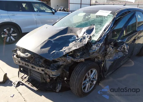 2018 Ford Focus Se из США, поврежденный, VIN 1FADP3K29JL311820